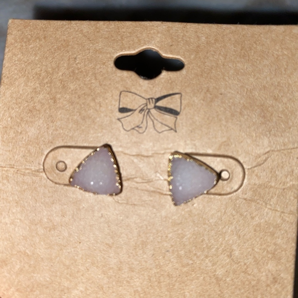 Earrings - Picture 3 of 4
